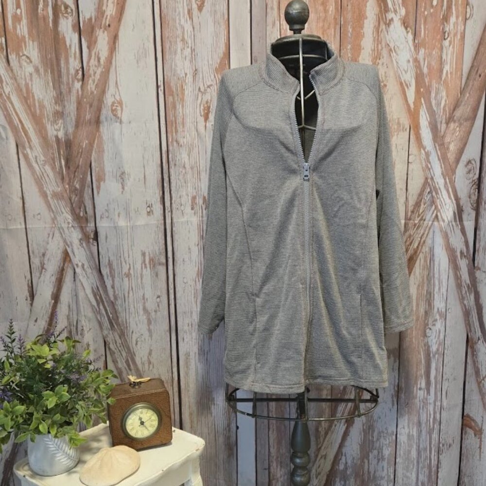 WEEKEND BY CHICO'S -Gray Zip-Up Jacket